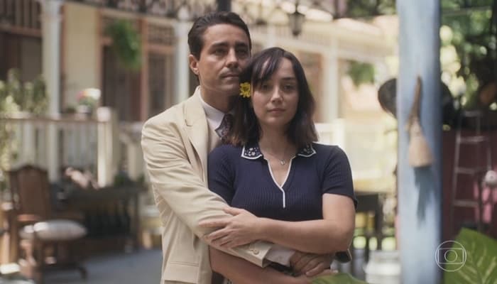 Almeida (Ricardo Pereira) e Clotilde (Simone Spoladore) terão casamento em Éramos Seis (Foto: Reprodução/Globo) Almeida (Ricardo Pereira) e Clotilde (Simone Spoladore) terão casamento em Éramos Seis (Foto: Reprodução/Globo)
