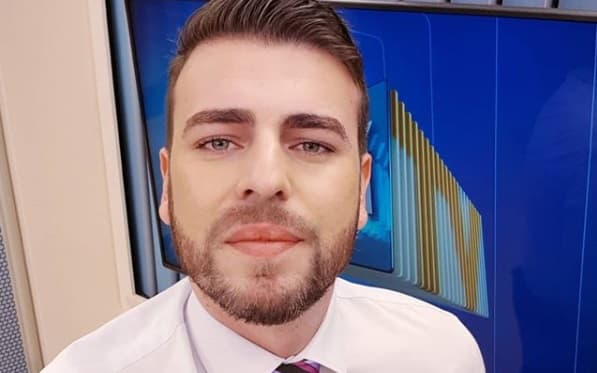 Apresentador da Globo conta verdade sobre demissão após nude e entrega que teve “tapete puxado” nos bastidores