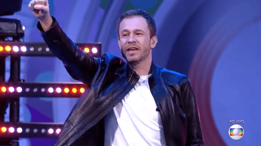 BBB20: Tiago Leifert chora após discurso e comemora edição histórica: "Momento tão difícil"