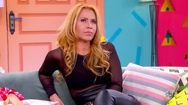 Joelma desmorona ao reviver espancamento na TV e espanta público ao revelar brigas: "Era muito violento"
