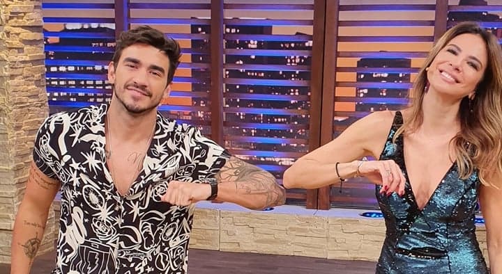 Guilherme Napolitano ao lado de Luciana Gimenez no Luciana by Night. (Foto: Divulgação/RedeTV) Guilherme Napolitano ao lado de Luciana Gimenez no Luciana by Night. (Foto: Divulgação/RedeTV)