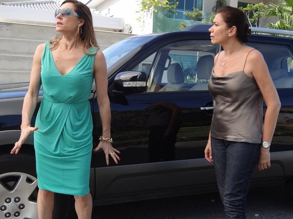 Nova briga entre Tereza Cristina e Giselda - Foto: Reprodução Nova briga entre Tereza Cristina e Giselda - Foto: Reprodução