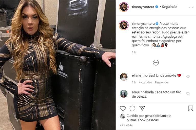 Simony posa com vestido coladinho e exibe corpo magérrimo - (Reprodução/ Instagram) Simony posa com vestido coladinho e exibe corpo magérrimo - (Reprodução/ Instagram)