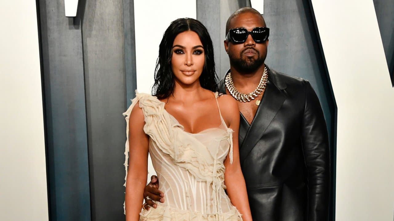 Kim Kardashian e Kanye West fazem viagem para tentar salvar casamento (Foto: Reprodução) Kim Kardashian e Kanye West fazem viagem para tentar salvar casamento (Foto: Reprodução)
