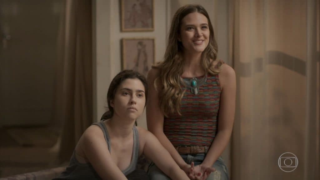 Totalmente Demais: Cassandra cria teste de fogo para arruinar namorado interesseiro de Débora