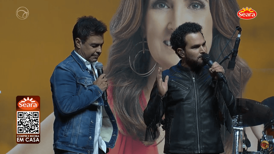 Foto gigante de Fátima Bernardes roubou a cena em show de Zezé di Camargo e Luciano Camargo Foto gigante de Fátima Bernardes roubou a cena em show de Zezé di Camargo e Luciano Camargo