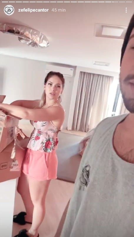 Zé Felipe surgiu com a namorada, Virgínia Fonseca, e falou sobre os comentários maldosos (Foto: Reprodução/ Instagram) Zé Felipe surgiu com a namorada, Virgínia Fonseca, e falou sobre os comentários maldosos (Foto: Reprodução/ Instagram)