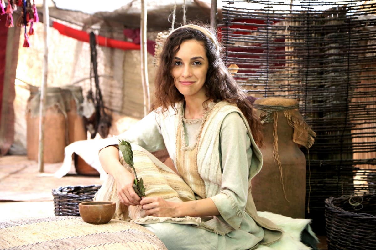 Bruna Pazinato, atriz de novela bíblica da Record TV, assume ser lésbica (Foto: Reprodução) Bruna Pazinato, atriz de novela bíblica da Record TV, assume ser lésbica (Foto: Reprodução)