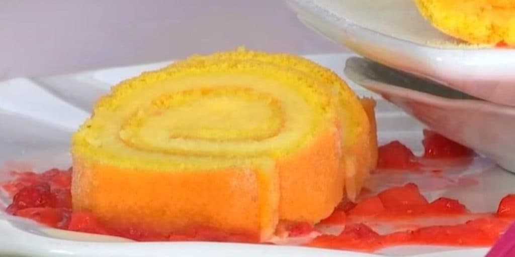 Ana Maria Braga prepara rocambole de cheesecake de morango no Mais Você de hoje (21/10)