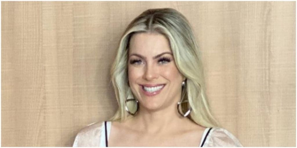 Renata Fan vê Denilson detonar amizade de anos por telefone e desaba com despedida na Band: "Não sei o limite"