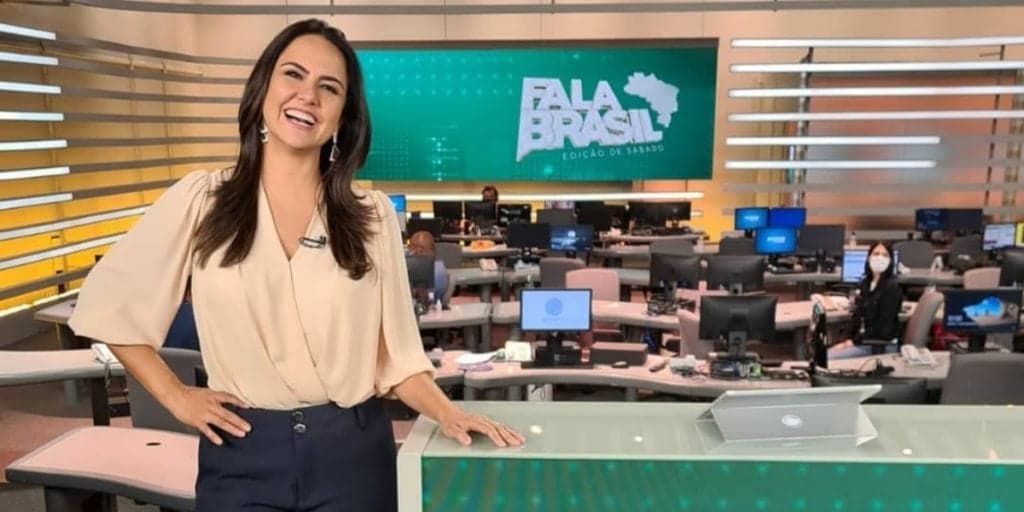 Carla Cecato fala de saída da Record e bate-boca com âncora do canal e explode: "Não queria que virasse discussão"