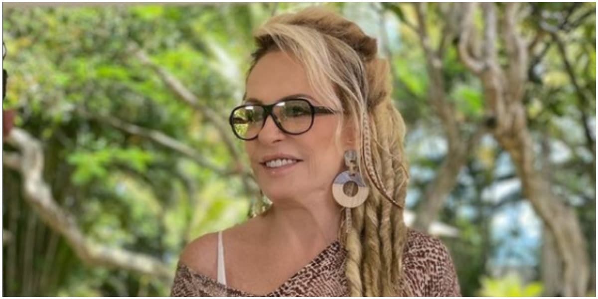 Ana Maria Braga mudou estilo do cabelo e revelou detalhes de casa luxuosa na praia (Foto: Reprodução) Ana Maria Braga mudou estilo do cabelo e revelou detalhes de casa luxuosa na praia (Foto: Reprodução)