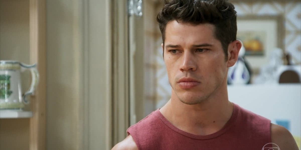 Adônis em Haja Coração (Foto: Reprodução) Adônis em Haja Coração (Foto: Reprodução)