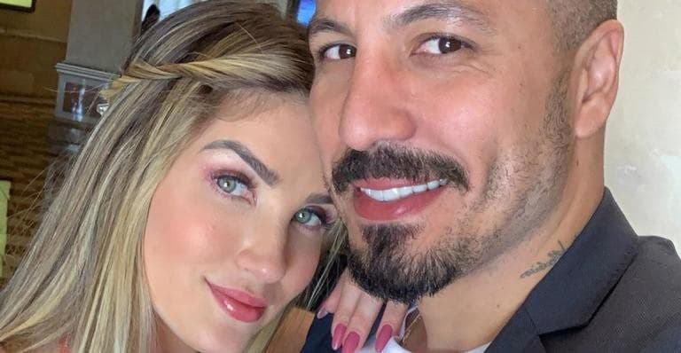 Aline Gotschalg e Fernando Medeiros, do BBB 15 - Foto: Reprodução Aline Gotschalg e Fernando Medeiros, do BBB 15 - Foto: Reprodução