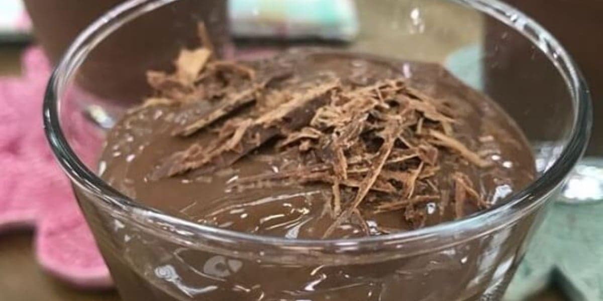 Chocolate cremoso preparado por Ana Maria Braga (Foto: Reprodução) Chocolate cremoso preparado por Ana Maria Braga (Foto: Reprodução)