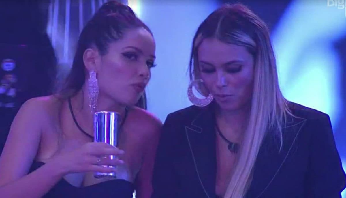 Sarah e Juliette durante festa do BBB21 (Foto: Reprodução / Globo) Sarah e Juliette durante festa do BBB21 (Foto: Reprodução / Globo)