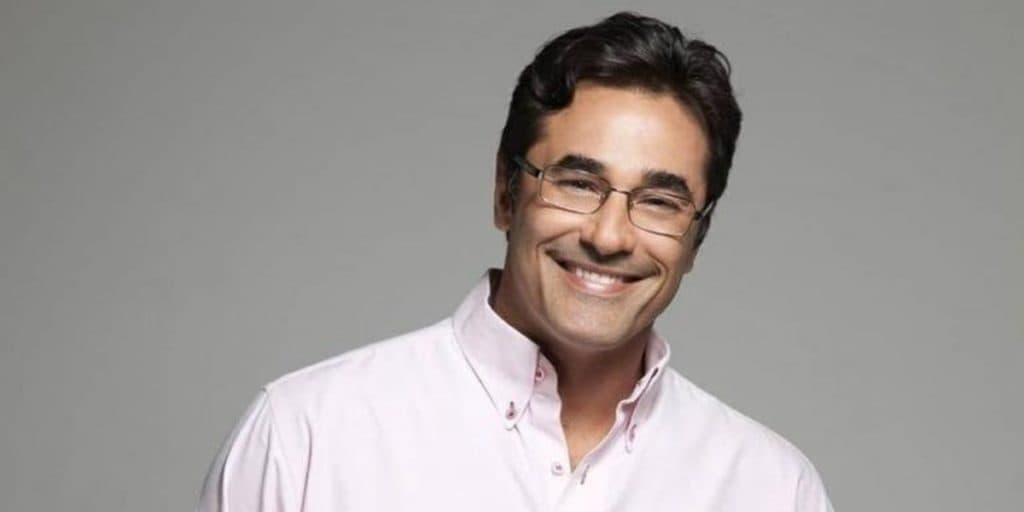 Luciano Szafir surge deitado em vídeo e aparência choca, após anunciar doença mortal e convocar Sasha: "É isso"