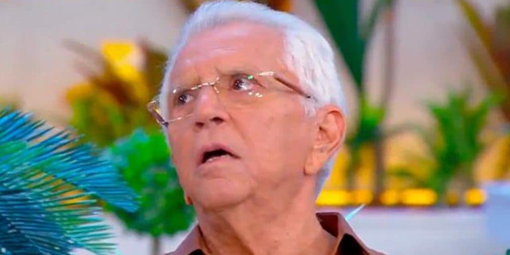 Carlos Alberto rasga o verbo sobre Silvio Santos, fracassa na Praça e tem queda no SBT: Audiências 29/07