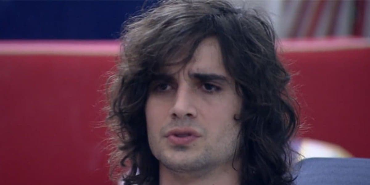 Fiuk esnoba sentimentos de Thaís no BBB21 (Foto: Reprodução) Fiuk esnoba sentimentos de Thaís no BBB21 (Foto: Reprodução)