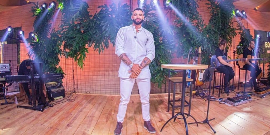 Gusttavo Lima se declara pra Suita, expõe toda verdade diante às câmeras e assume: "Saudades"