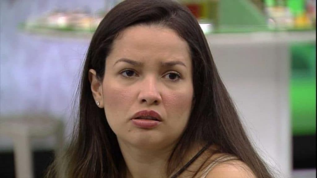 BBB21: Juliette, após quebra pau com Pocah, vê paredão próximo, toma atitude e vai pra cima: "Agonia"