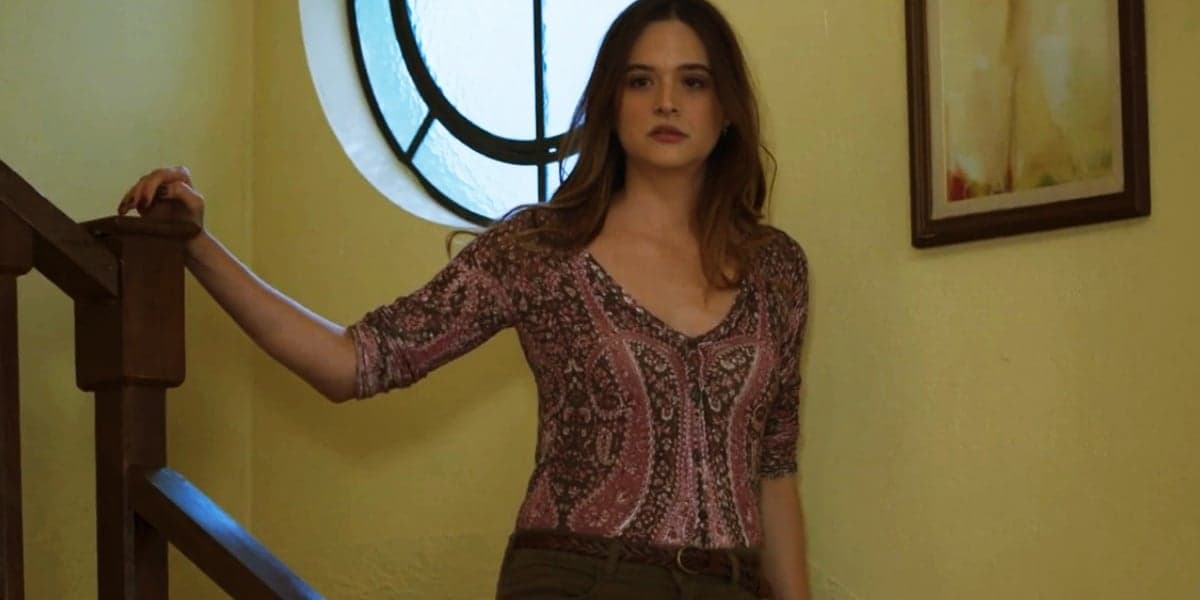 Luna (Juliana Paiva) em Salve-se Quem Puder (Foto: Reprodução) Luna (Juliana Paiva) em Salve-se Quem Puder (Foto: Reprodução)