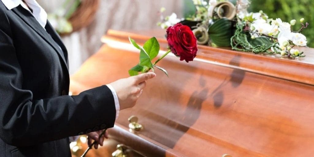 Luto! Ex-BBB morre aos 38 anos, fãs entram em desespero e causa cruel é revelada: “Quebra nossos corações”