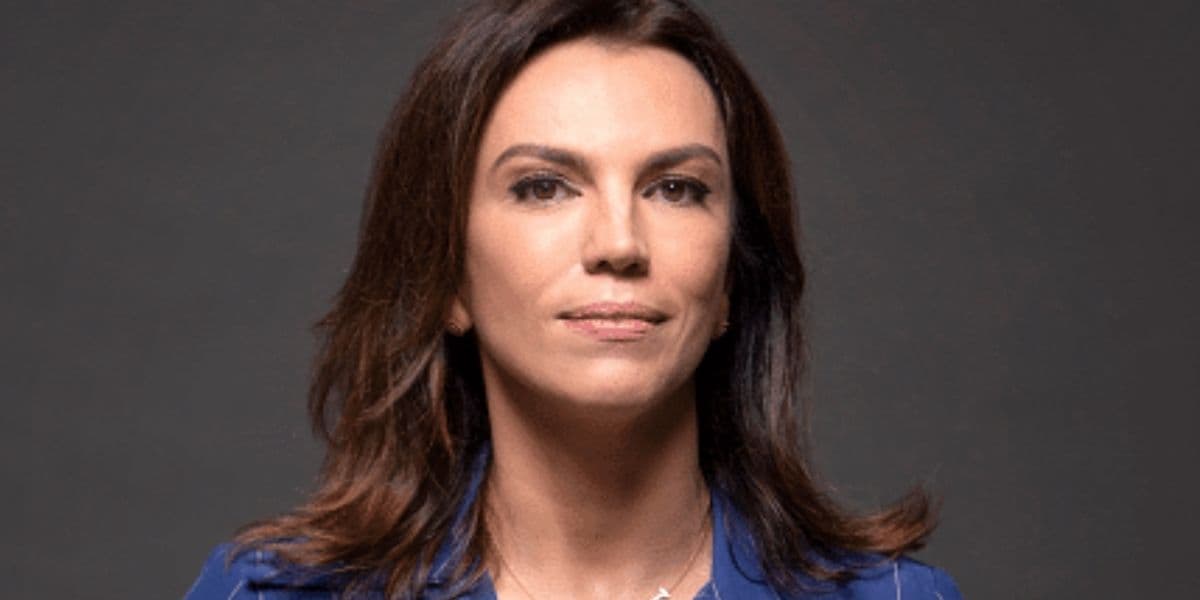 Ana Paula Araújo se despede em anúncio oficial, confirma fim e desmorona após choro na Globo: "Muitas tristezas" Ana Paula Araújo se despede em anúncio oficial, confirma fim e desmorona após choro na Globo: "Muitas tristezas"
