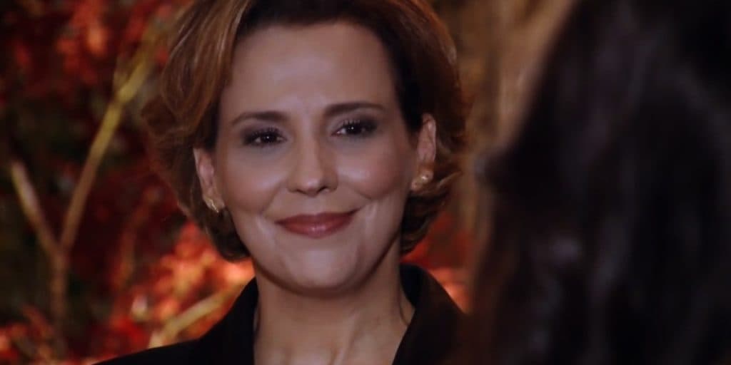 A Vida da Gente: Eva, após expulsar e humilhar, surge na festa surpresa de Manuela e desgraça acontece