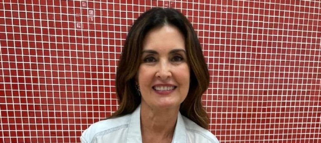 Fátima Bernardes declara amor por global: "Apaixonadas"