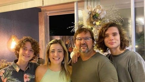 Marido de Sasha, filho de pastores com igreja milionária, banca hotel com diária absurda de mais de 100 mil; veja Marido de Sasha, filho de pastores com igreja milionária, banca hotel com diária absurda de mais de 100 mil; veja