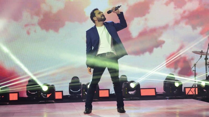 "Não cabe no peito", Luciano Camargo assume parceiro, após esposa sair de casa e decreta: "Só nós dois"
