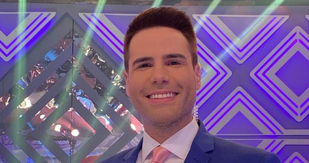 "Falta de sexo", Luiz Bacci expõe vida íntima e detona relação com homem: "Meu fetiche"