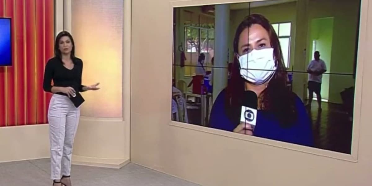 A repórter deixou a apresentadora do telejornal espantada após o anúncio (Foto: Reprodução) A repórter deixou a apresentadora do telejornal espantada após o anúncio (Foto: Reprodução)