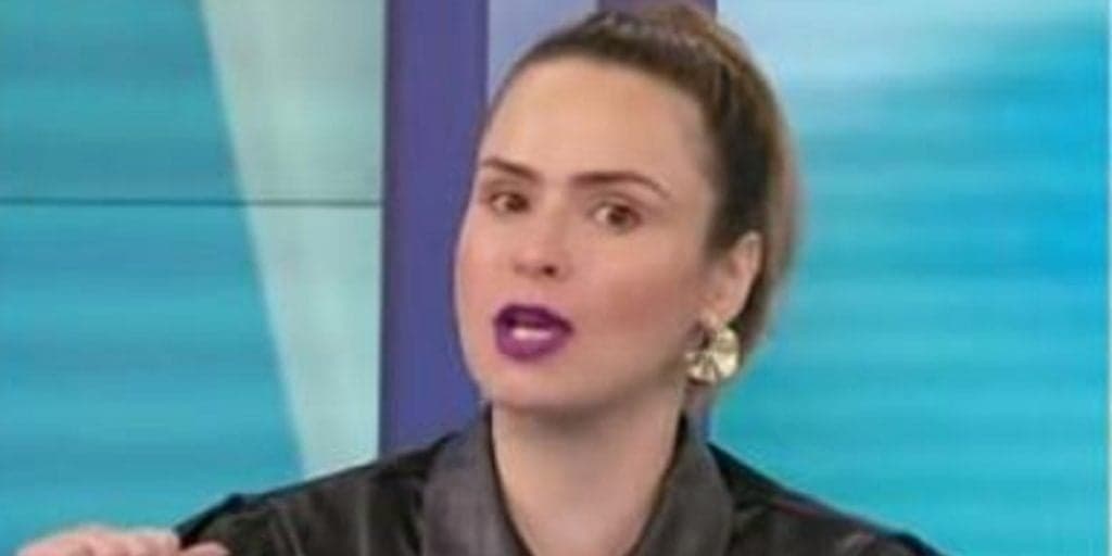Ana Paula Renault surta ao vivo e briga com produção de Fofocalizando que rebate: "Foi feio"