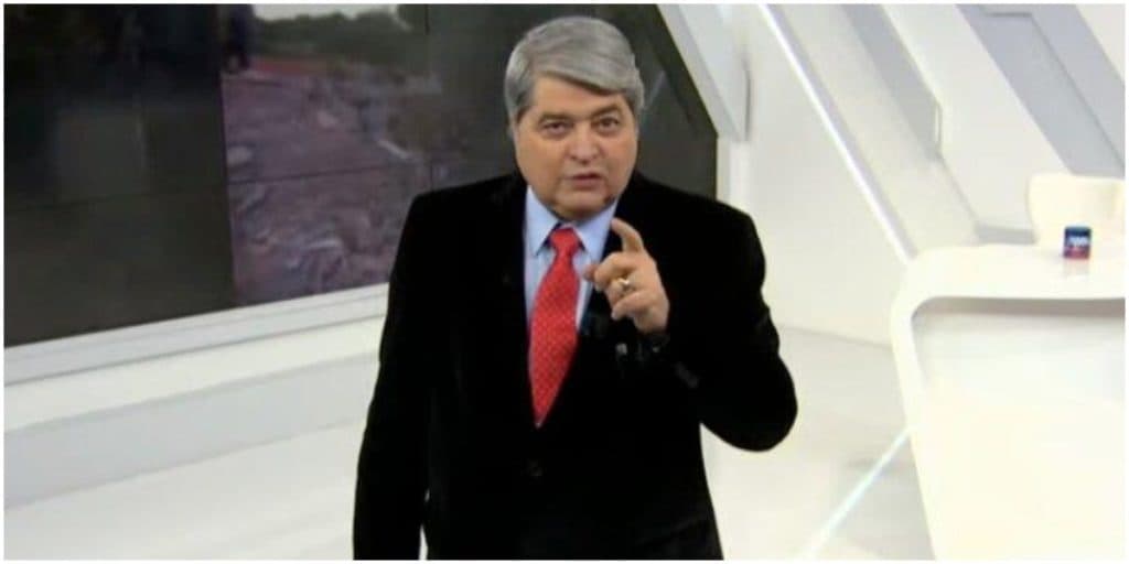 Datena perde as estribeiras ao vivo, grita com repórter, esculacha e ameaça é feita: "Tá gravado''