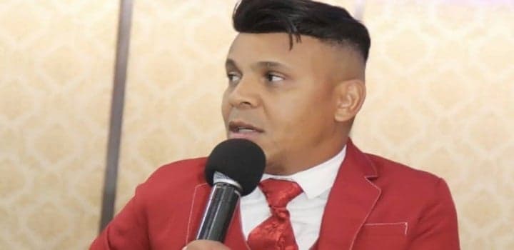 "Canalha, vagabundo", Joel Datena não se aguenta e ameaça famoso ao vivo na Band: "Tinha que levar um pau" "Canalha, vagabundo", Joel Datena não se aguenta e ameaça famoso ao vivo na Band: "Tinha que levar um pau"