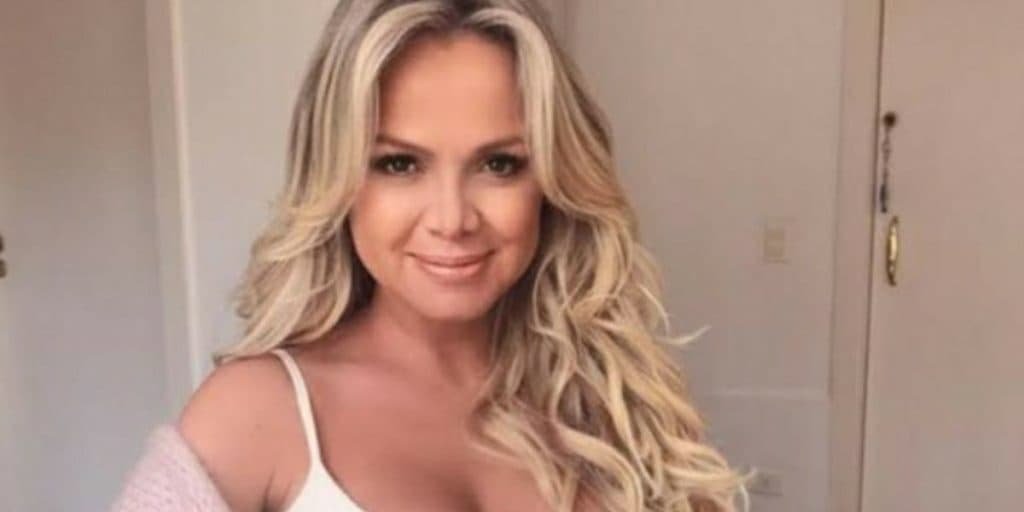 Eliana como você nunca viu: Famosa mostra corpo sarado em biquíni micro aos 47 anos de idade