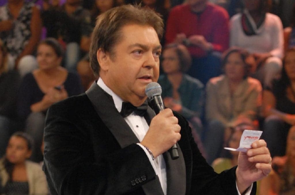 Com Faustão demitido, apresentadores da Globo se estapeiam por milhões e maior salário do canal é vazado