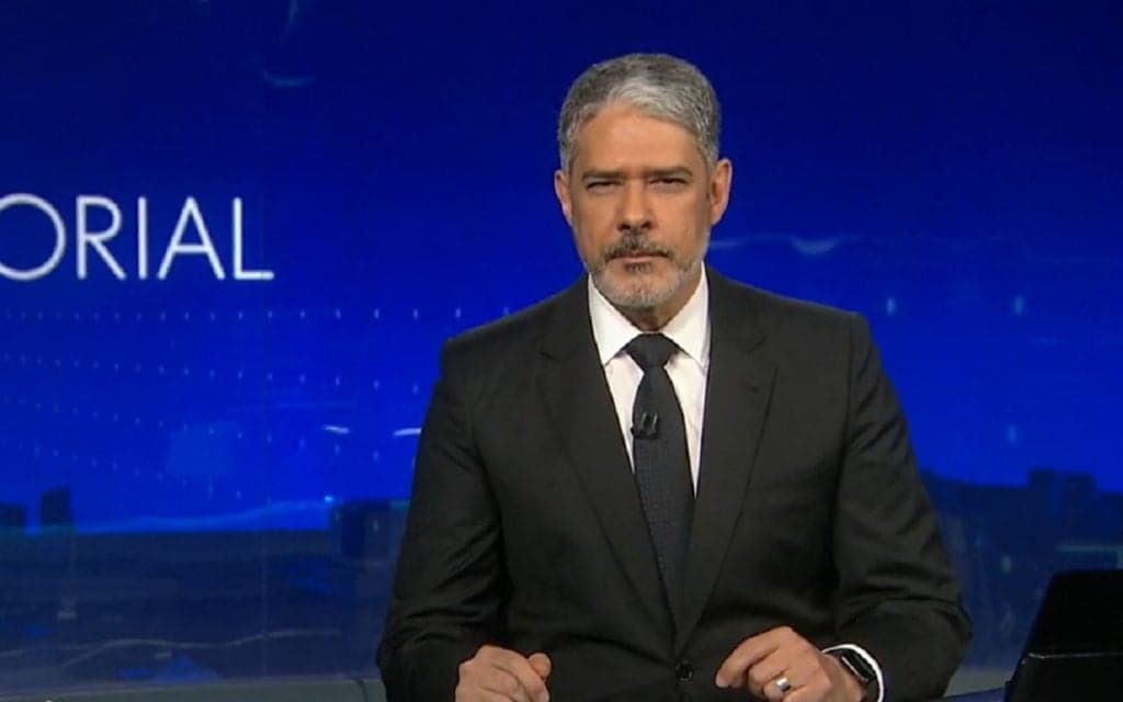 Em áudio vazado, William Bonner distribui esporro no JN e ameaça equipe ao vivo: "Vou embora"