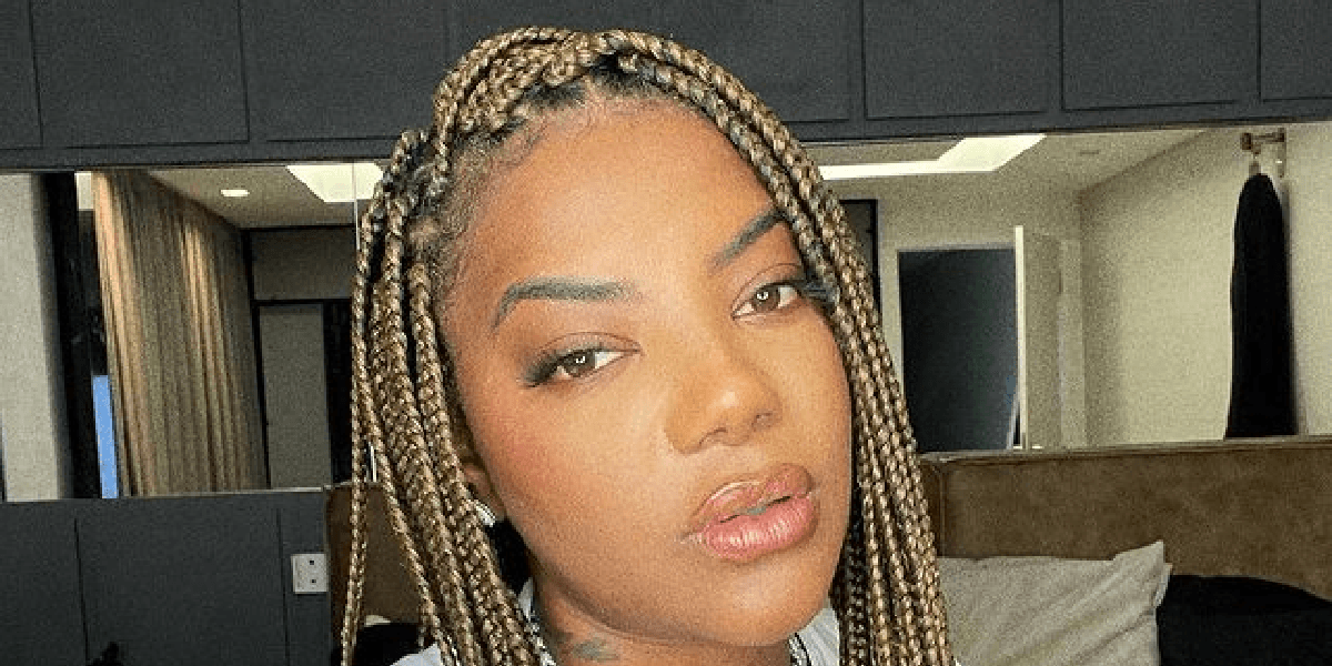 Ludmilla pede pedida protetiva contra o pai (Foto: Divulgação/Instagram) Ludmilla pede pedida protetiva contra o pai (Foto: Divulgação/Instagram)