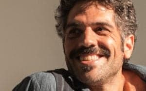 Ator expõe segredo revelado por viúva de Domingos Montagner após descobrir sobre relação com Camila Pitanga Ator expõe segredo revelado por viúva de Domingos Montagner após descobrir sobre relação com Camila Pitanga
