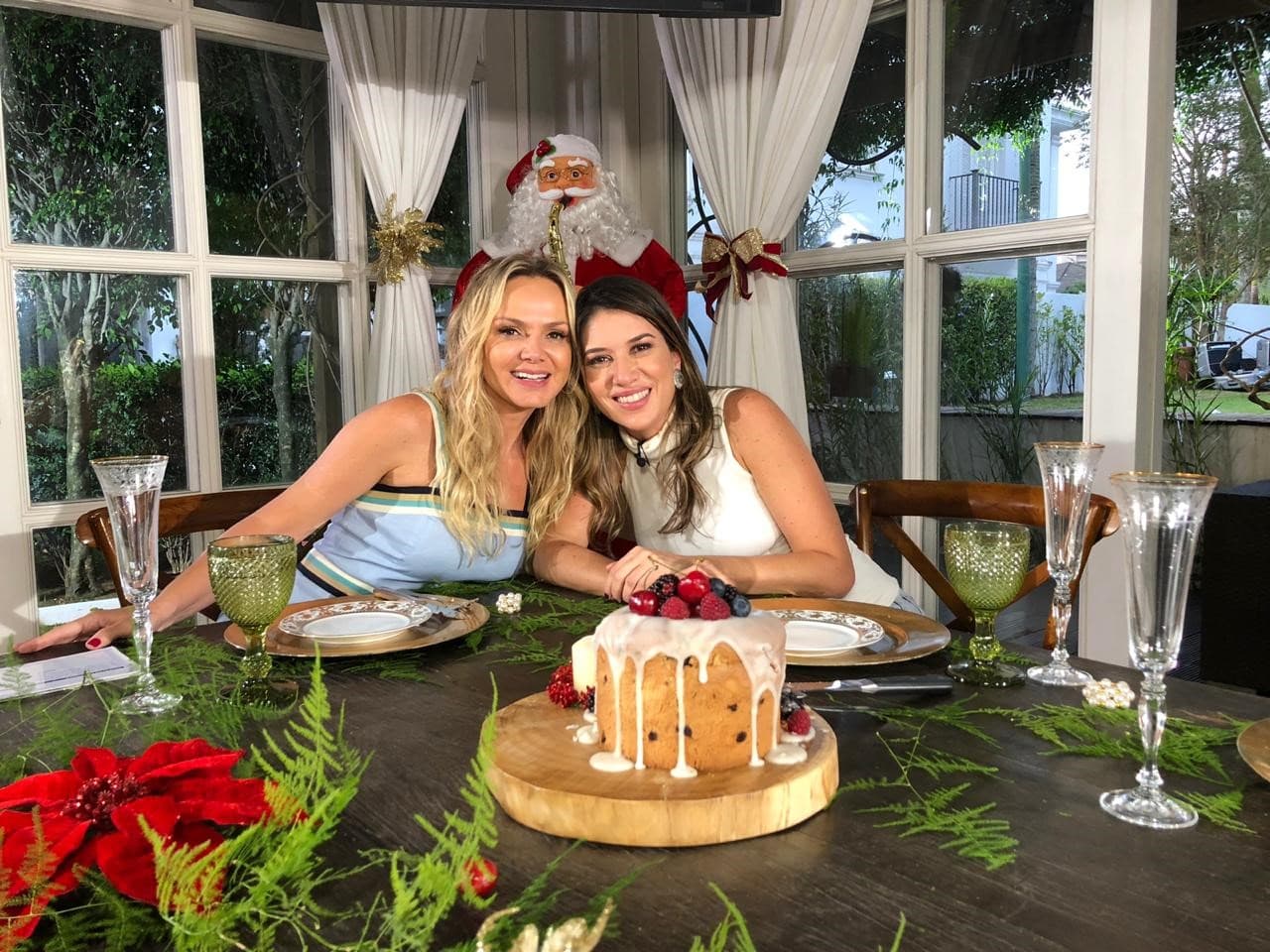 Eliana poderia ser substituída por Rebeca Abravanel aos sábados (Foto: Divulgação/SBT) Eliana poderia ser substituída por Rebeca Abravanel aos sábados (Foto: Divulgação/SBT)