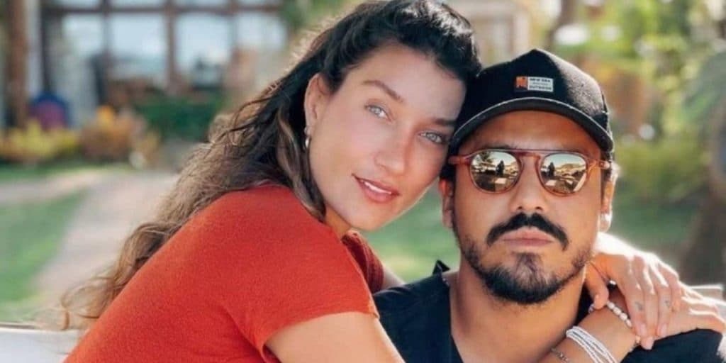 Gabriela Pugliesi e namorado se metem em confusão e são chutados de hotel: "escoltados"