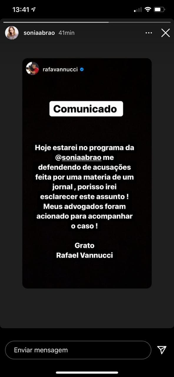 Sonia Abrão expõe comunicado às pressas antes de entrar no ar e confirma o pior: "Meus advogados acionados" Sonia Abrão expõe comunicado às pressas antes de entrar no ar e confirma o pior: "Meus advogados acionados"