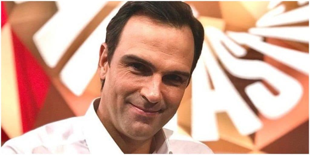 Tadeu Schmidt aceita convite da Globo e será o novo apresentador do BBB, diz jornalista