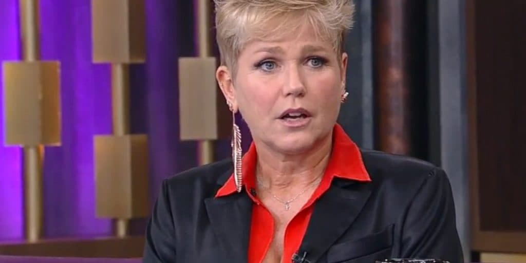 Xuxa solta os cachorros em Bolsonaro, diz o que todos queriam e explode de ódio: "O pior"