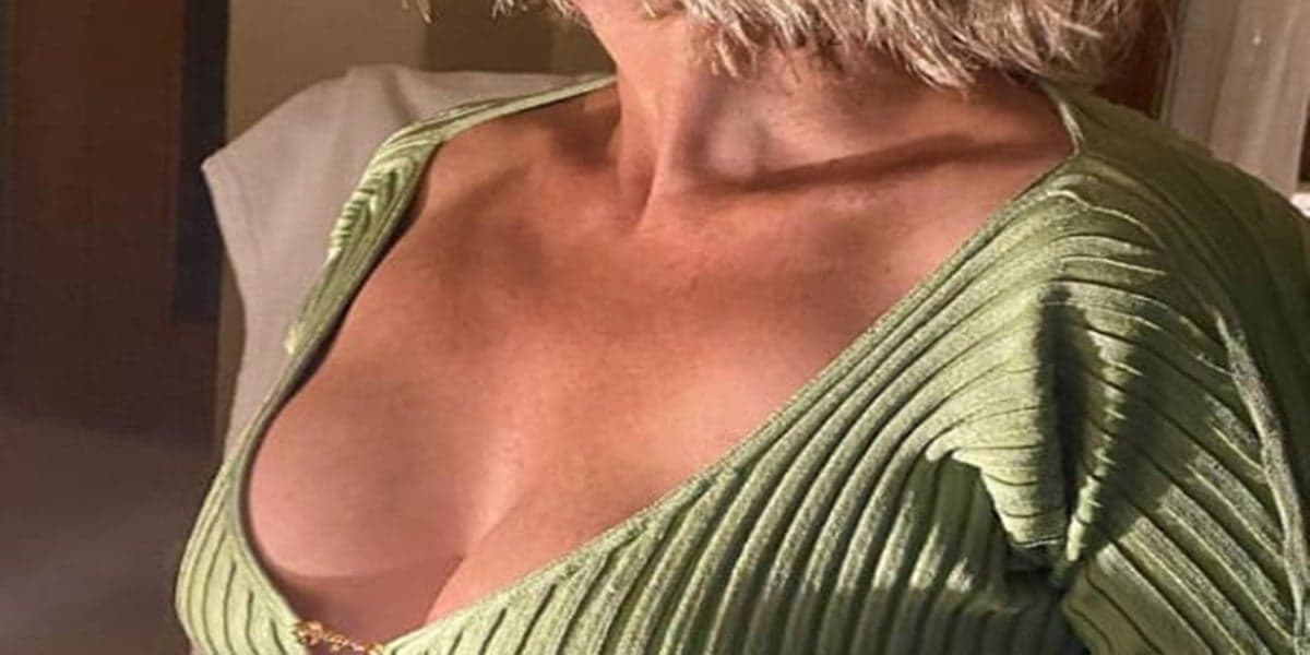 Flávia Alessandra exibiu sequência de fotos quentes na rede (Foto: instagram) Flávia Alessandra exibiu sequência de fotos quentes na rede (Foto: instagram)