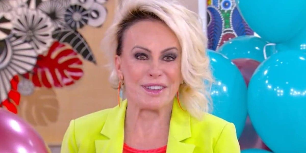 "Cortina de fumaça", Sonia Abrão questiona a real sobre estado de saúde de Ana Maria e manda repórter à hospital "Cortina de fumaça", Sonia Abrão questiona a real sobre estado de saúde de Ana Maria e manda repórter à hospital