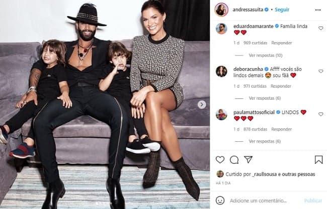 Andressa Suita compartilha foto com a família completa - Reprodução Andressa Suita compartilha foto com a família completa - Reprodução